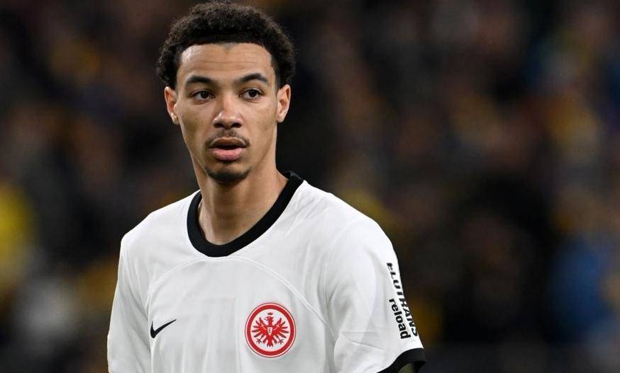 卡瞄准法国锋霸！8000万欧报价被拒，罗马诺证实1亿欧元才成交