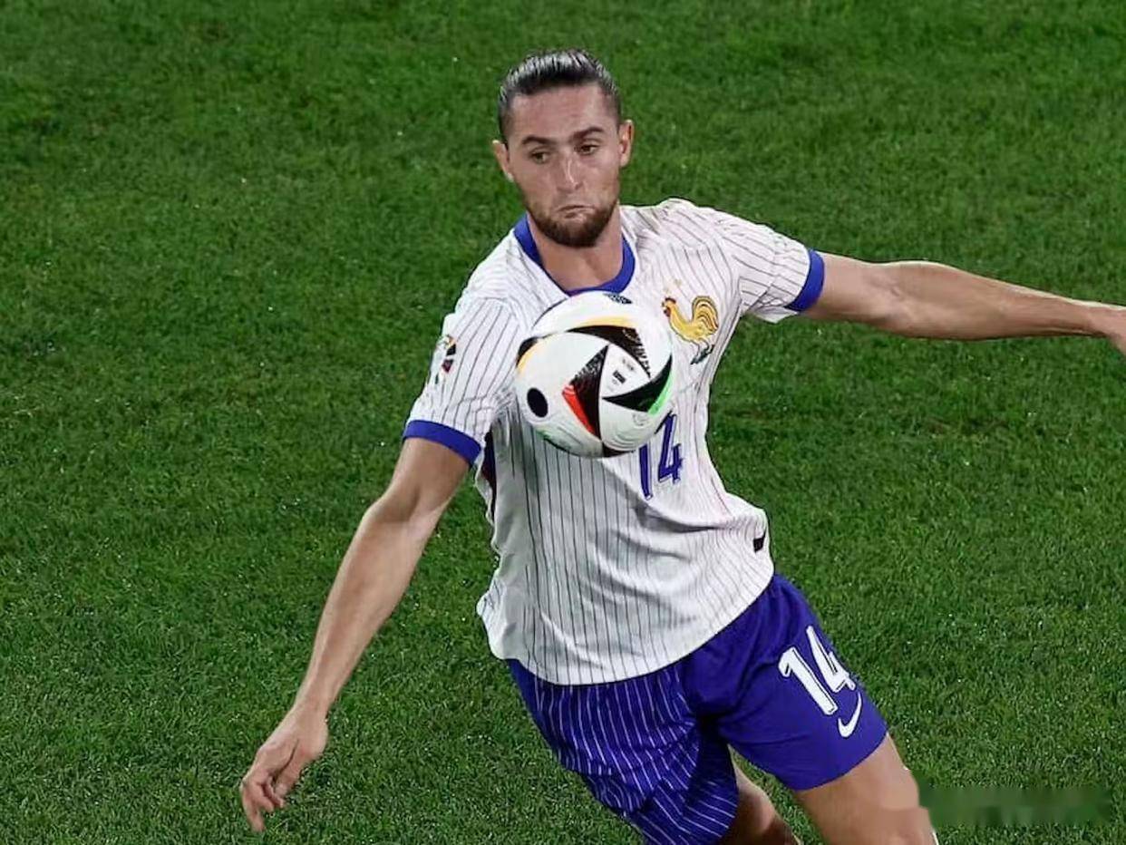 曼联因“侮辱性”条款错失拉比奥 中场引援计划仍在继续