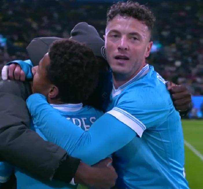 一场0-2！让AC米兰无退路了：杯赛全出局，意甲不夺冠=三大皆空